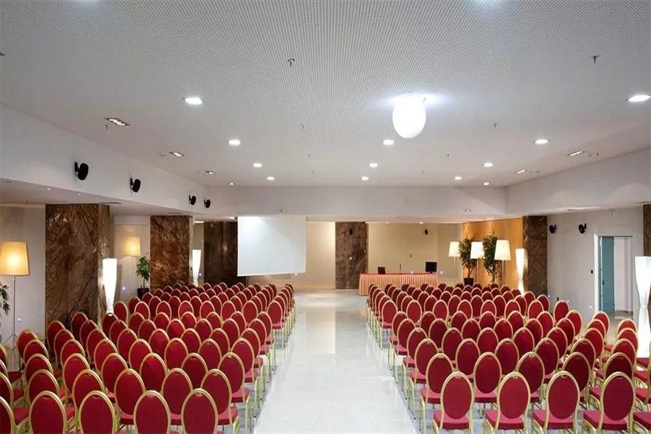 Istion Club & Spa Nea Poteidaia Buitenkant foto
